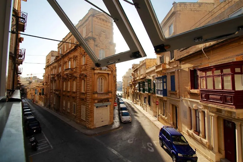 Corner Hostel Sliema