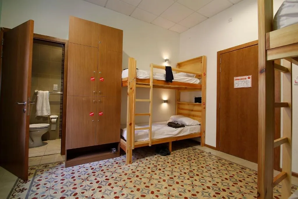 Corner Hostel Sliema 0*,